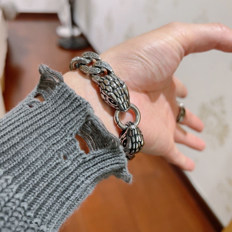 Gvc*1 bracelets